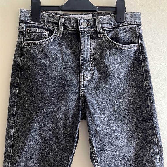 Topshop Jamie Acid Wash Jeans - Picture 5 of 8